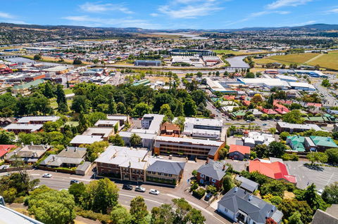 Coach House Launceston - Accommodation Sunshine Coast 28