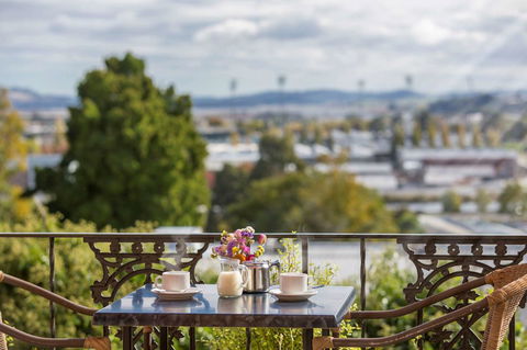 Coach House Launceston - Accommodation Sunshine Coast 27
