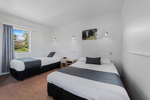 Coach House Launceston - Accommodation Sunshine Coast 10