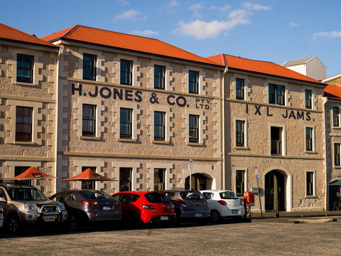 The Henry Jones Art Hotel - Accommodation Sunshine Coast 5