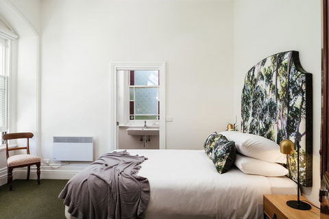 The Florance - Accommodation Sunshine Coast 25