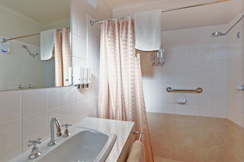 Gold Rush Inn - Accommodation Sunshine Coast 24