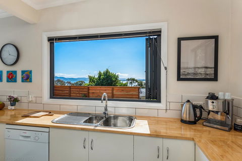 The Sandy Sister - Accommodation Sunshine Coast 0