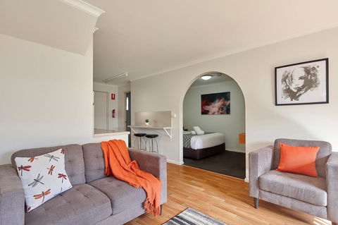Elphin Serviced Apartments - Accommodation Sunshine Coast 11