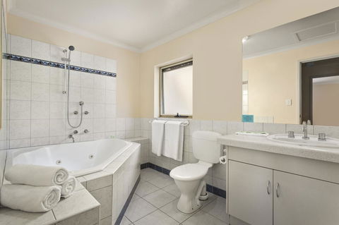 Elphin Serviced Apartments - Accommodation Sunshine Coast 37