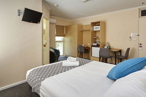 Elphin Serviced Apartments - Accommodation Sunshine Coast 14