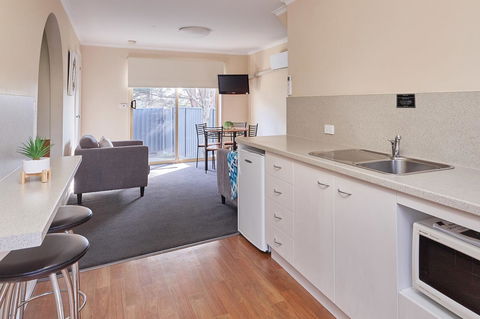 Elphin Serviced Apartments - Accommodation Sunshine Coast 8