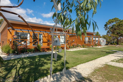 Harrison Grove - Accommodation Sunshine Coast 0