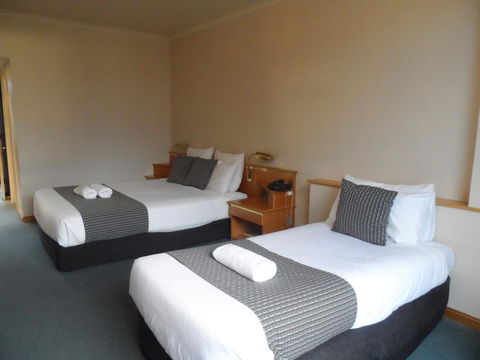Commodore Regent - Accommodation Sunshine Coast 43