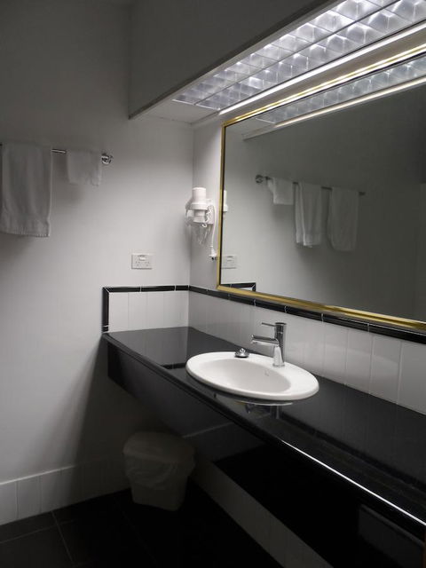 Commodore Regent - Accommodation Sunshine Coast 23