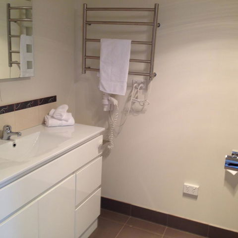 Commodore Regent - Accommodation Sunshine Coast 9