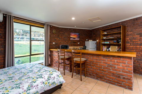 Acton Park Holiday Units - Accommodation Sunshine Coast 17