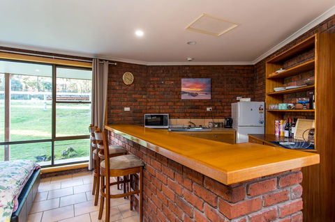 Acton Park Holiday Units - Accommodation Sunshine Coast 16