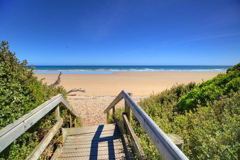 Amare Beachside Luxury - Accommodation Sunshine Coast 24