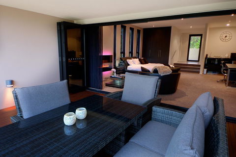 Amare Beachside Luxury - Accommodation Sunshine Coast 20