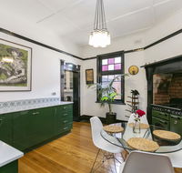 Insomnia on Elizabeth - Accommodation Sunshine Coast