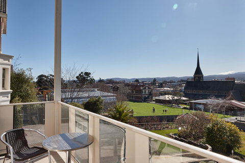 Auldington Hotel - Accommodation Sunshine Coast 1