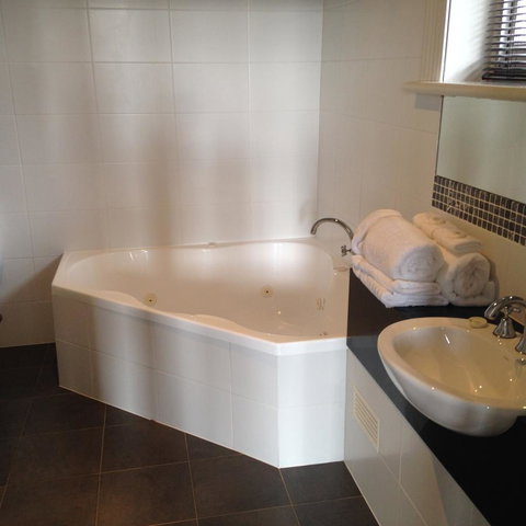 Auldington Hotel - Accommodation Sunshine Coast 20