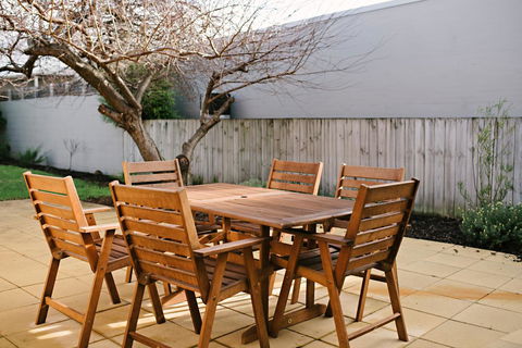 The Holiday Home People - Accommodation Sunshine Coast 2
