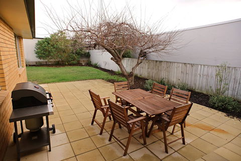 The Holiday Home People - Accommodation Sunshine Coast 1