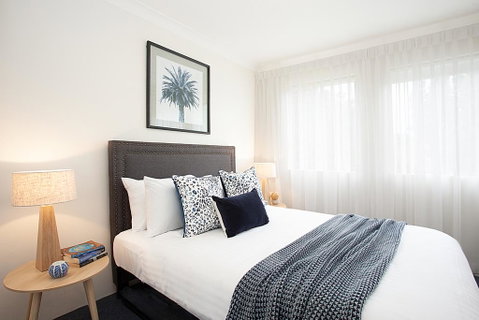 Newly-furnished 2-Bed Apartment With Gym And Pool - Accommodation Sunshine Coast 1