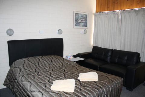 Nhill Oasis Motel - Accommodation Sunshine Coast 2