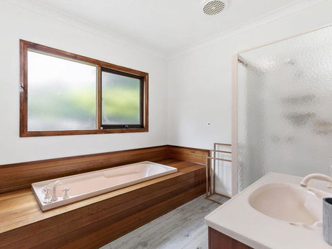 NICHE ON NOBLE - Ever Changing Vista - Accommodation Sunshine Coast 1