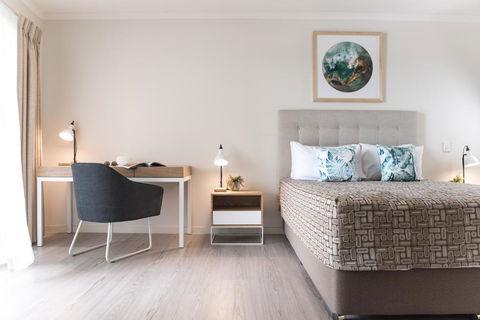 Noosa Heads Motel - Accommodation Sunshine Coast 0
