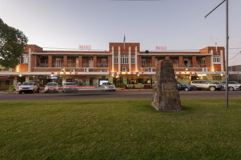 North Gregory Hotel - Accommodation Sunshine Coast 0