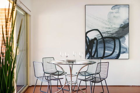 North Ryde Self Contained 2 Bed Apartment (37CULL) - Accommodation Sunshine Coast 2