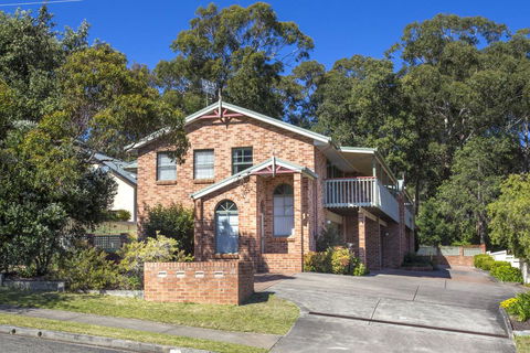 Ocean 1/38 - Ocean's Apartment - Accommodation Sunshine Coast 0