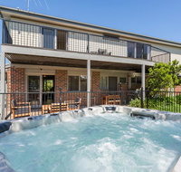 Ocean Breeze Retreat - with spa and space - Accommodation Sunshine Coast