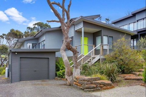 OCEAN ESCAPE - The Ultimate Luxury Beach House - Accommodation Sunshine Coast 1