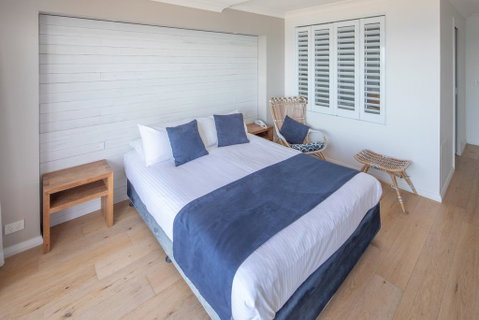 Ocean Front Motel - Accommodation Sunshine Coast 2