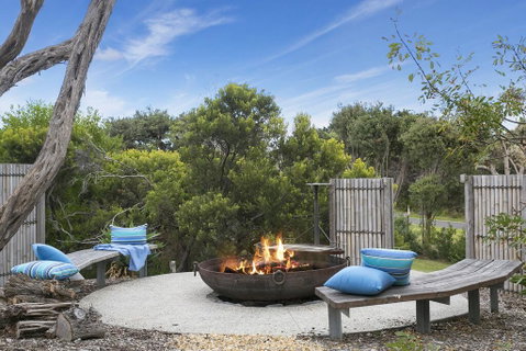 Ocean Luxe Retreat Luxury House With Pool, Tennis Court, Fireplace, Walk To Beach - Accommodation Sunshine Coast 3