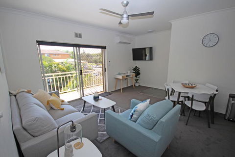Ocean Spray Unit Eight - Accommodation Sunshine Coast 2