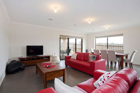 Ocean View Crescent 59 - Accommodation Sunshine Coast 3