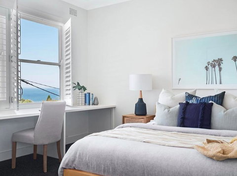 Ocean Views On Coogee Beach - Accommodation Sunshine Coast 1
