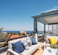 Ocean Views on Coogee Beach - Accommodation Sunshine Coast