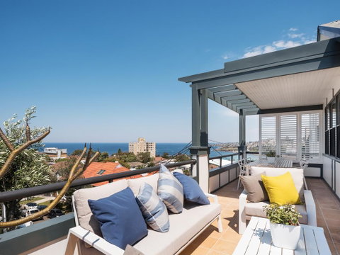 Ocean Views On Coogee Beach - Accommodation Sunshine Coast 0