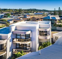 OCEAN WAVES - WiFi - Accommodation Sunshine Coast