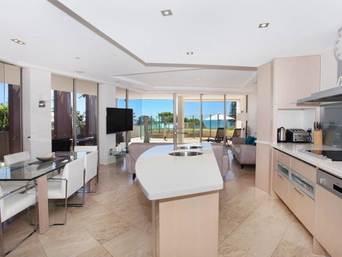 Oceans 201 By G1 Holidays - Accommodation Sunshine Coast 3