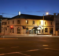 Okeefes Hotel Backpackers - Accommodation Sunshine Coast