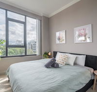 Olympic Park near Qudos Bank Arena King Bed 1BR 1Bath Sleeps 6 Air-cond parking - Accommodation Sunshine Coast