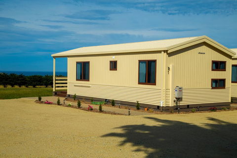 OMARU FARM STAY - Accommodation Sunshine Coast 0