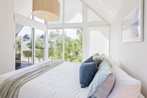 ON THE BEACH - Villa Over The Road From The Beach - Accommodation Sunshine Coast 0