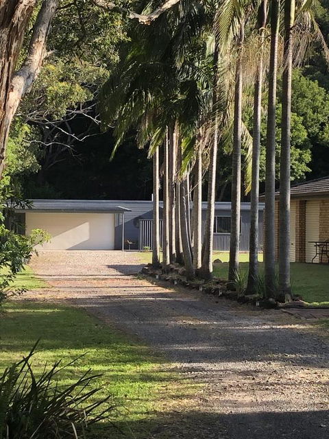 One Mile Beach Hideaway - Accommodation Sunshine Coast 1