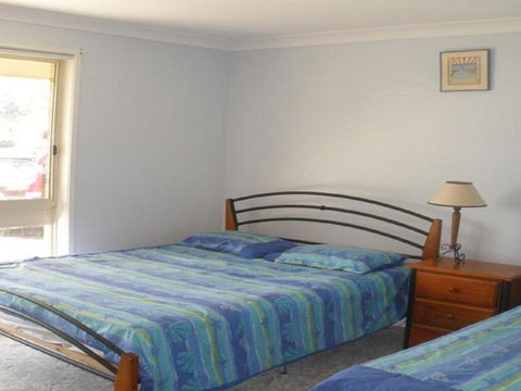 Ourimbah - Across From The Local Rock Pools - Accommodation Sunshine Coast 2