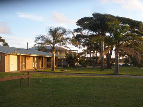 Ourimbah - Across From The Local Rock Pools - Accommodation Sunshine Coast 0