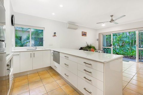 Outrigger Apartments Port Douglas - Accommodation Sunshine Coast 1